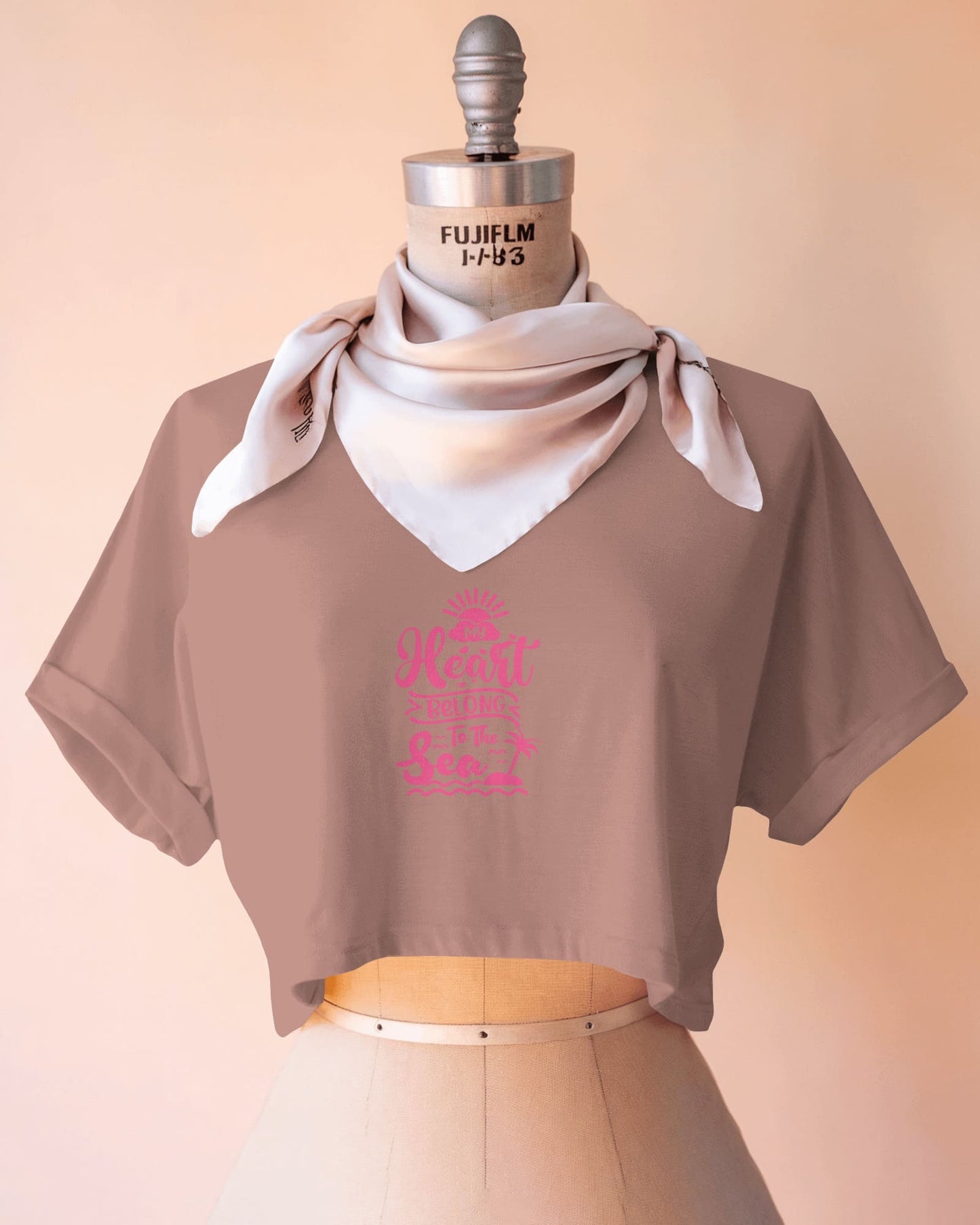 Heart & Tide Crop Tee – Seaside Love Aesthetic, Summer-Ready Style